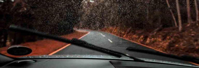 How To Prevent Your Windshield From Fogging Up
